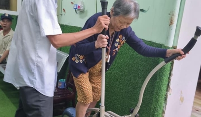 Chăm sóc người cao tuổi sau tai biến, đột quỵ tại Viện dưỡng lão Nhân Nghĩa