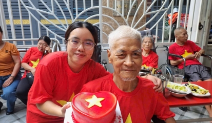 Người cao tuổi cần sinh hoạt như thế nào để sống khỏe, sống vui mỗi ngày?