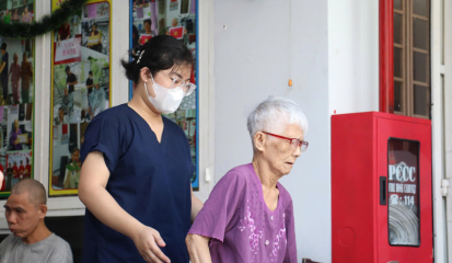 Viện dưỡng lão có phù hợp với người cao tuổi mắc suy giảm trí nhớ, Alzheimer không?