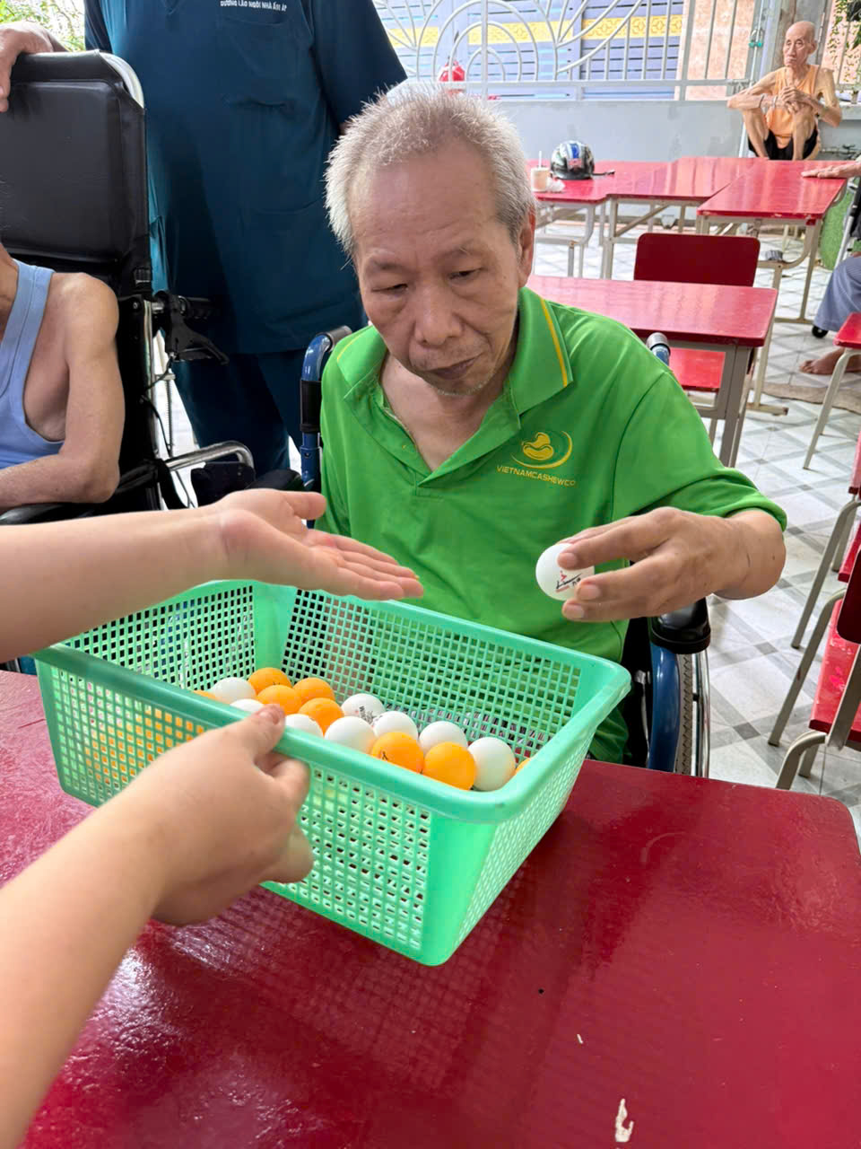 bang-gia-cham-soc-nguoi-gia-tai-vien-duong-lao