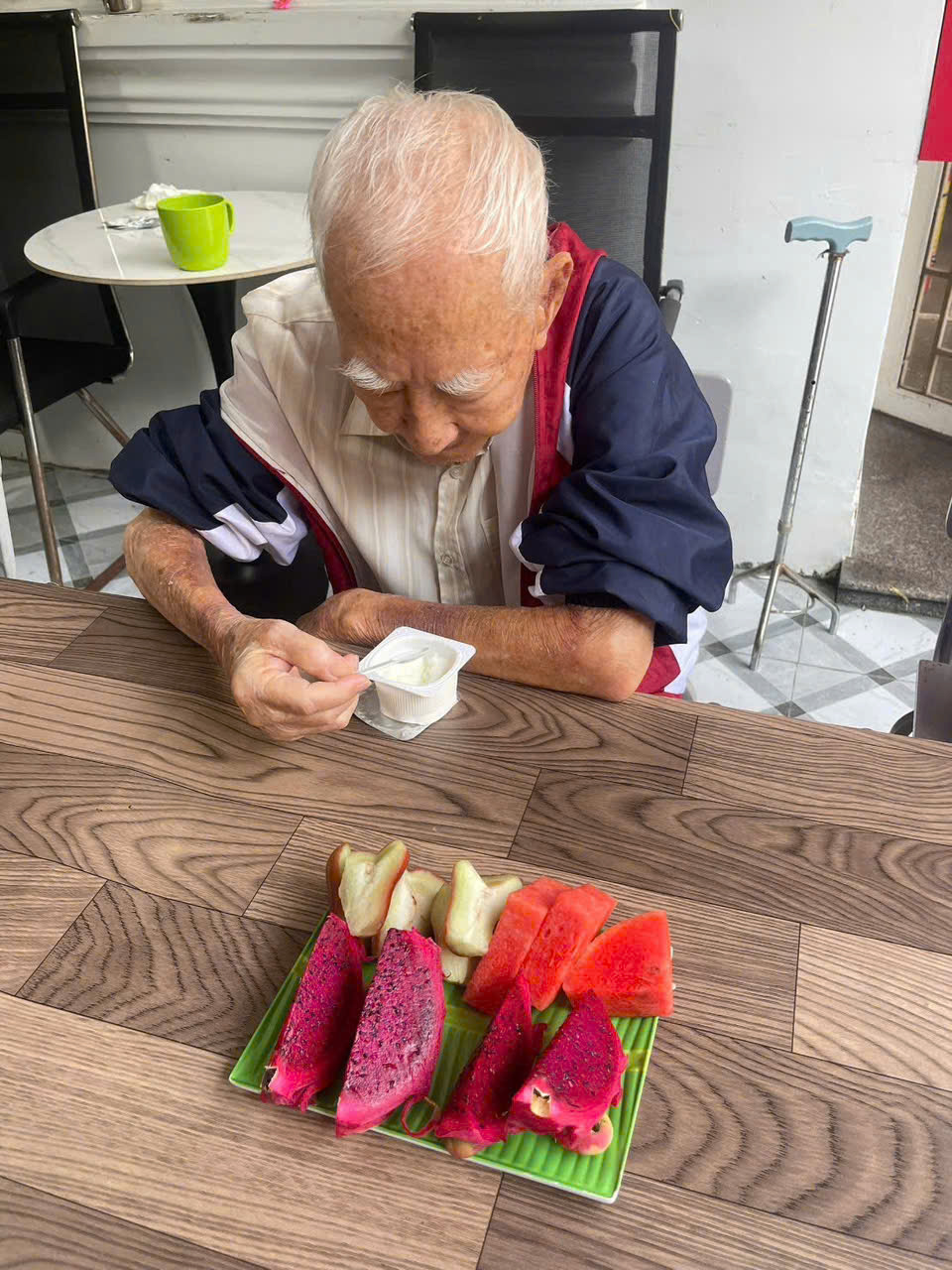 cham-soc-nguoi-gia-sau-phau-thuat