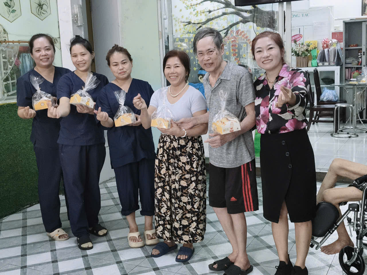 dich-vu-cham-soc-nguoi-gia-247-tai-vien-duong-lao