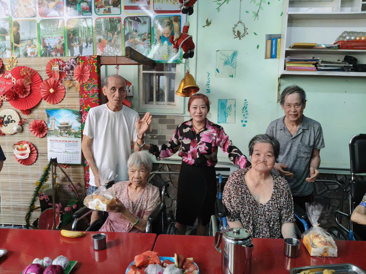 cham-soc-nguoi-cao-tuoi-ban-ngay-tphcm